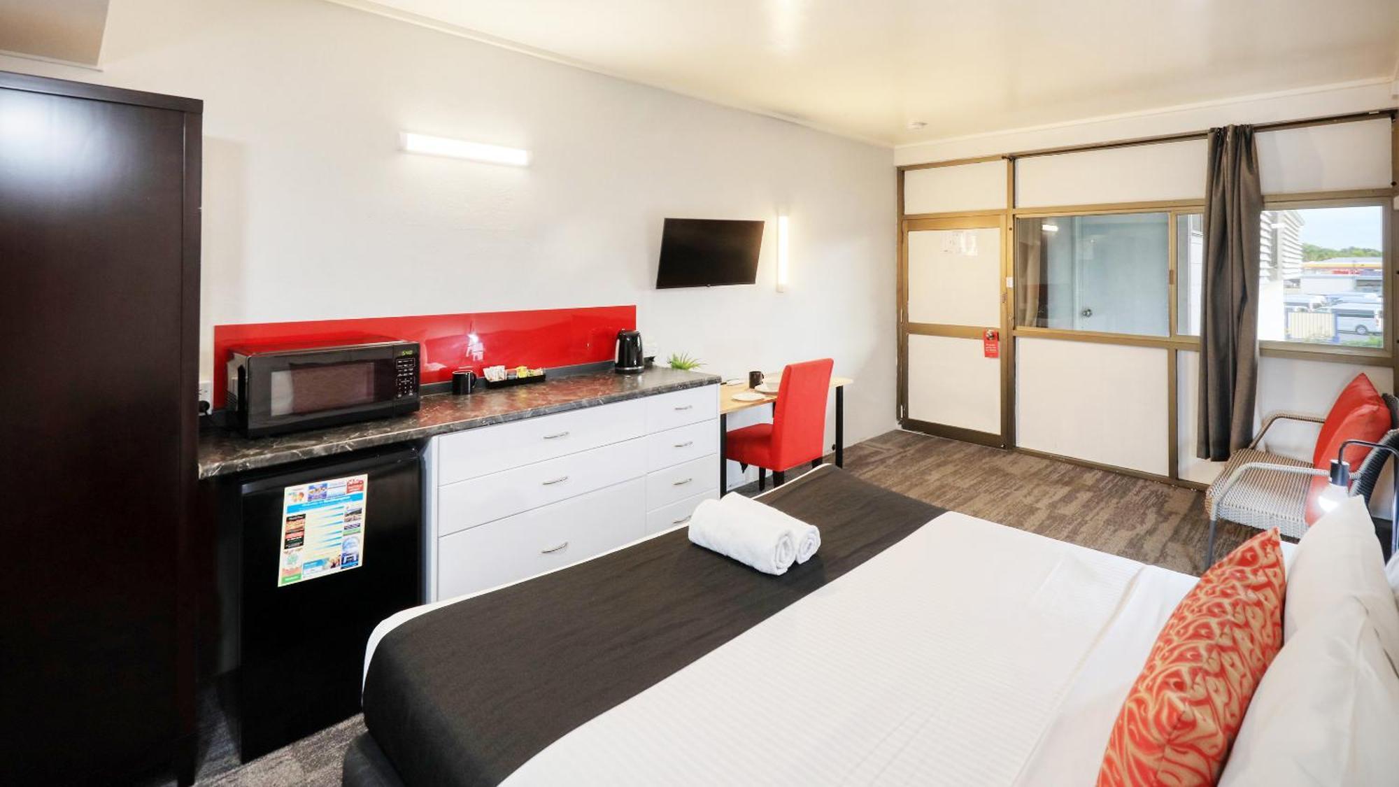 Tropical Gateway Motor Inn Rockhampton Exteriér fotografie