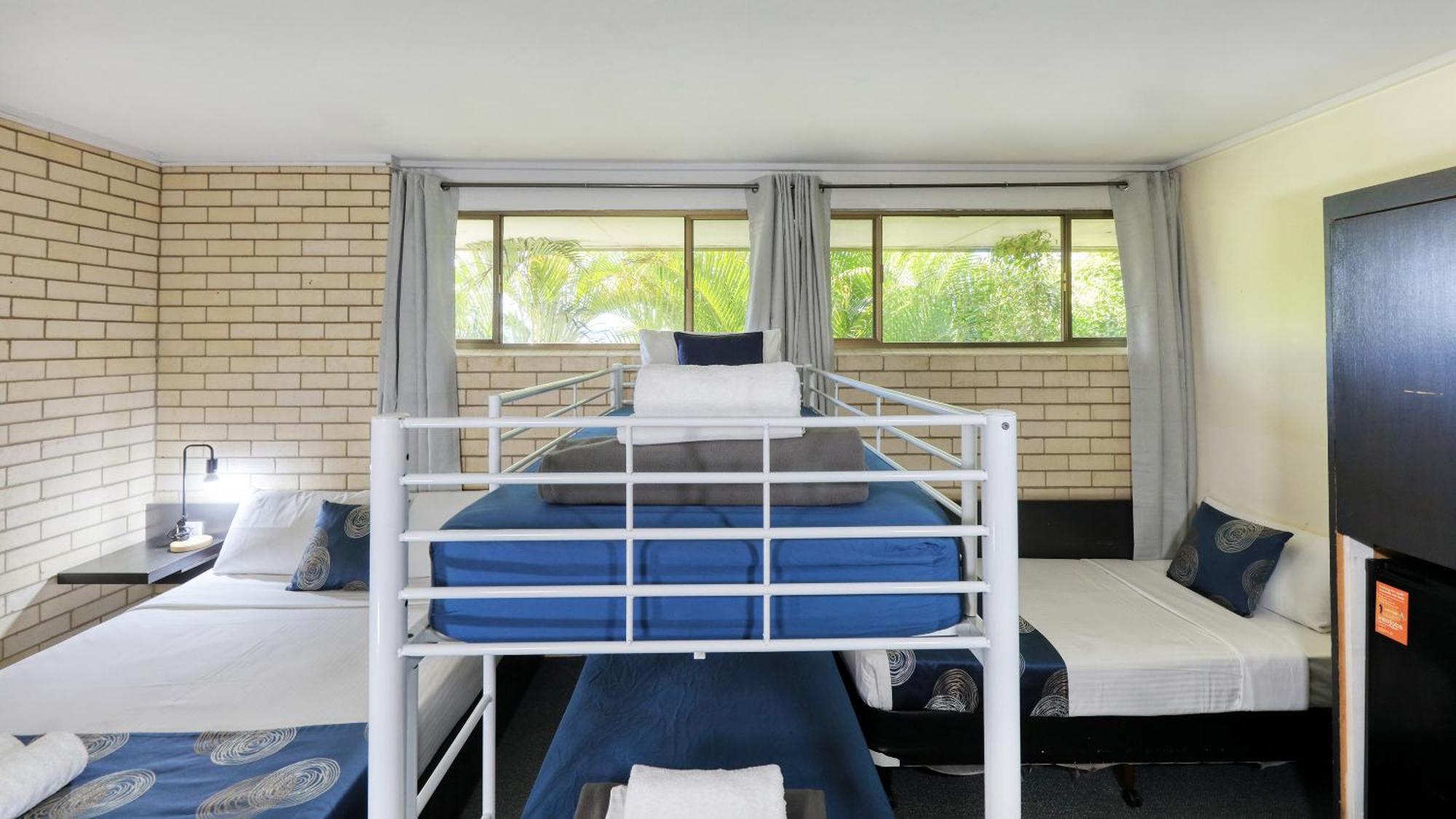 Tropical Gateway Motor Inn Rockhampton Exteriér fotografie