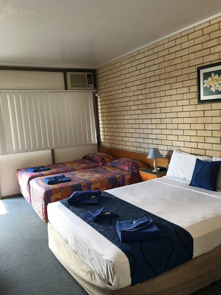 Tropical Gateway Motor Inn Rockhampton Exteriér fotografie