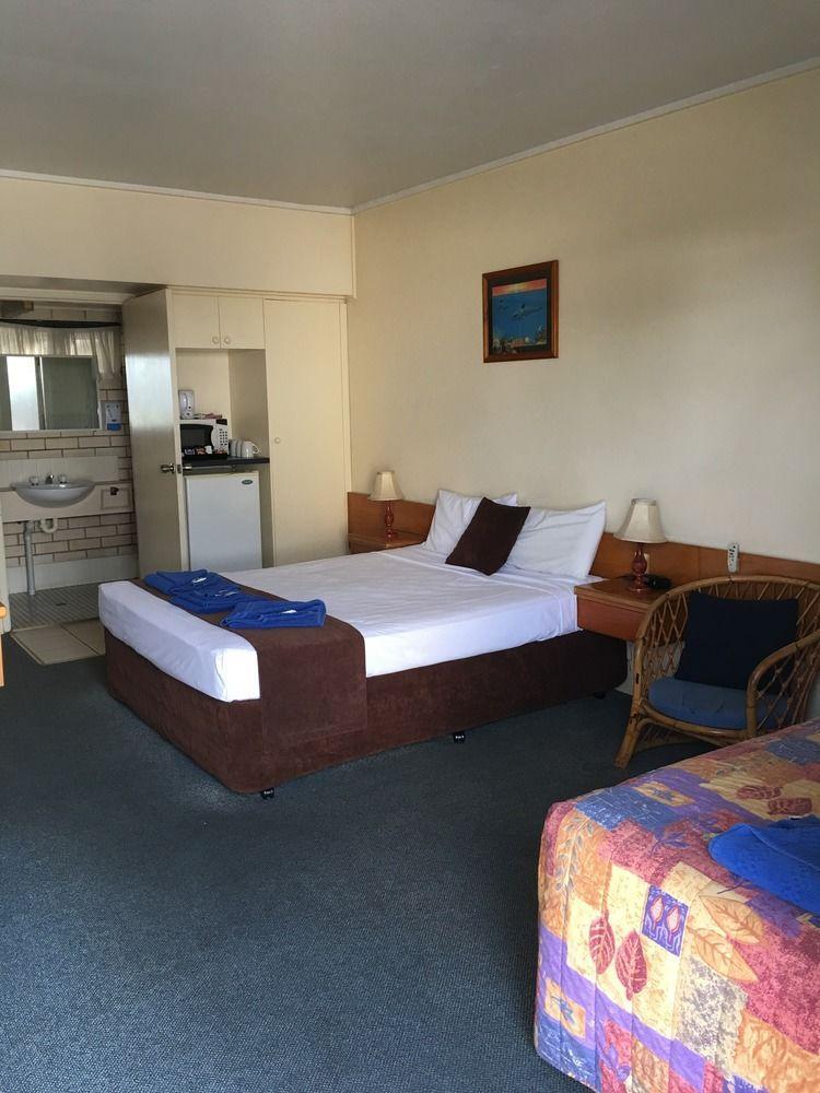 Tropical Gateway Motor Inn Rockhampton Exteriér fotografie